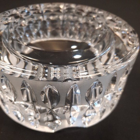 Vintage Cut Crystal Frosted Clear Glass Cigar Cigarette Ashtray 5” - Picture 7 of 8